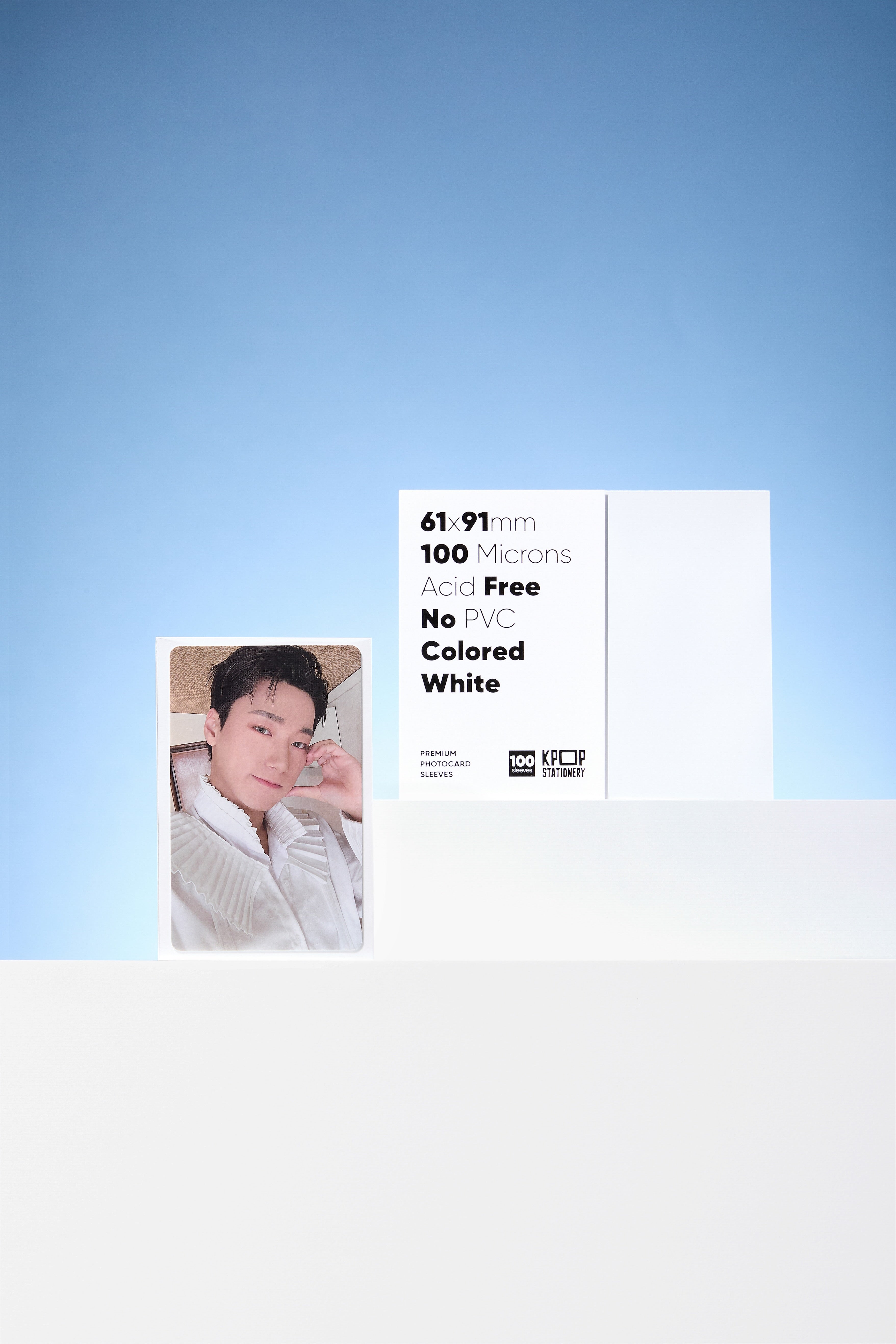 Premium Colored Photocard Sleeves, 61 x 91mm