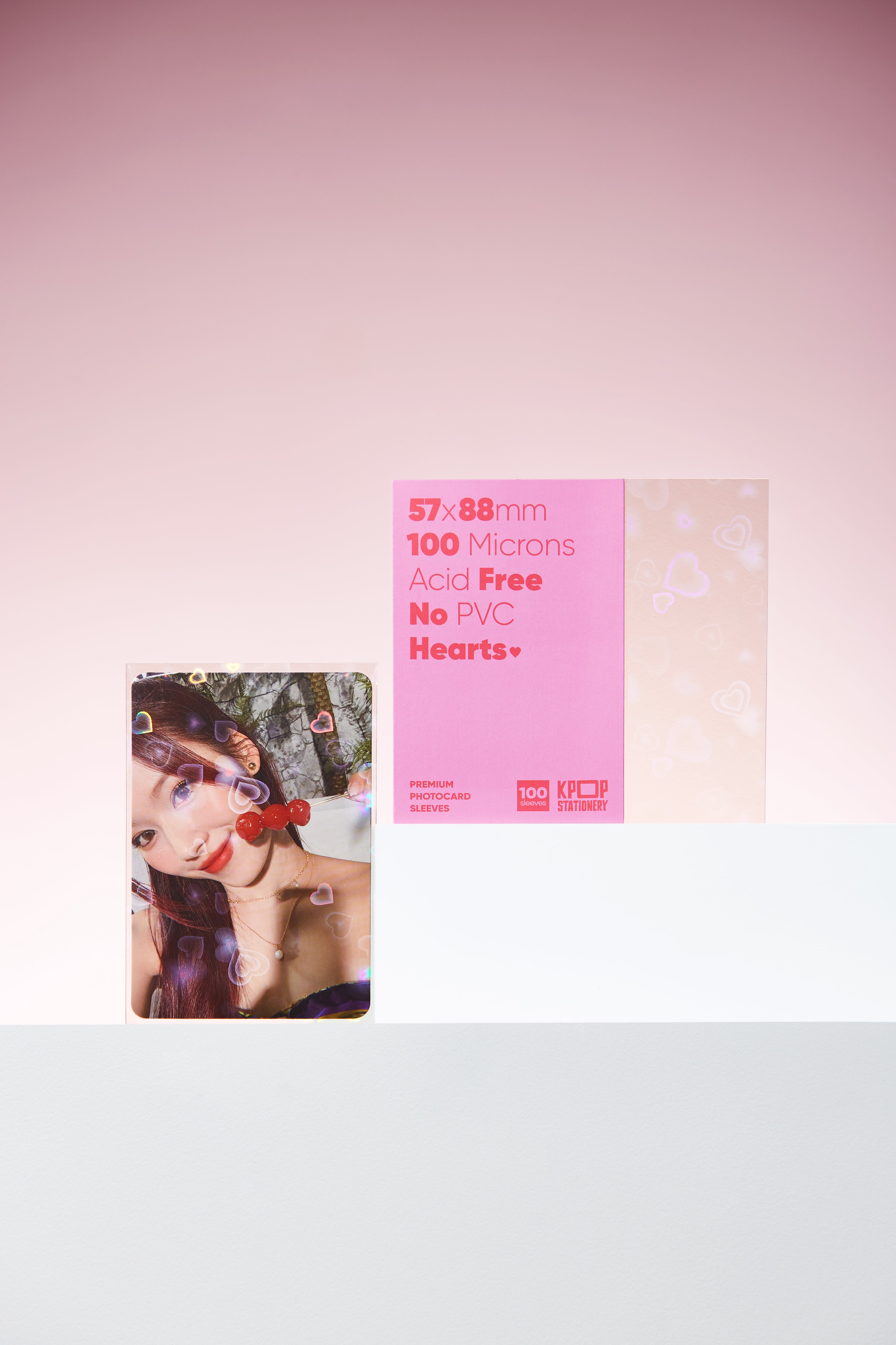 Holographic Hearts Sleeves, 58 x 89mm Holographic Hearts Sleeves, 58 x 89mm