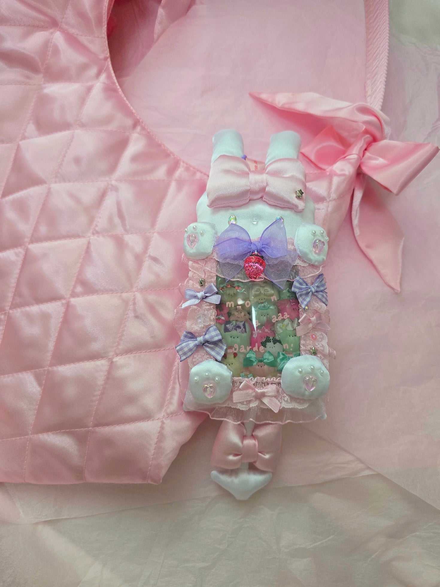 Moon aaaa garden - Fluffy Photocard Holder